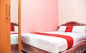 RedDoorz at Pettarani Square Makassar